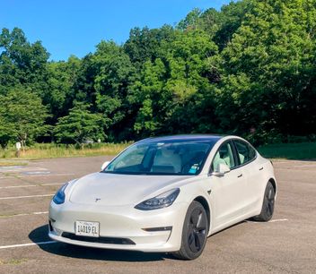 Used 2018 Tesla Model 3 Mid Range