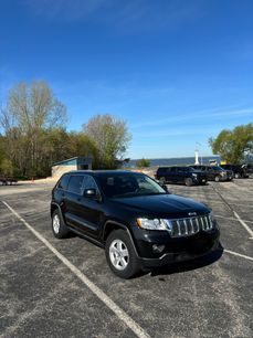 Used 2011 Jeep Grand Cherokee Laredo