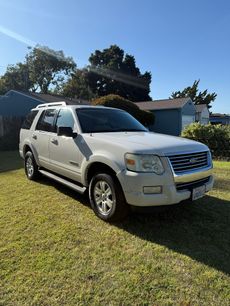 Used 2008 Ford Explorer XLT