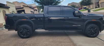 Used 2024 GMC Sierra 2500 AT4 w/ Technology Package