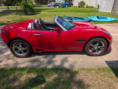 Used 2007 Pontiac Solstice GXP w/ Premium Package