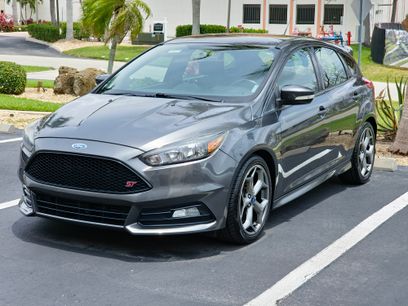 Used 2017 Ford Focus ST