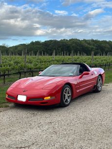 Used 1999 Chevrolet Corvette Coupe w/ Memory Pkg