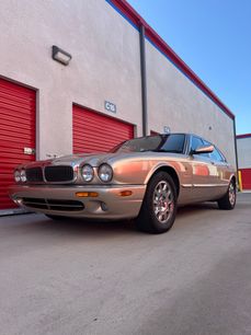 Used 2001 Jaguar XJ8