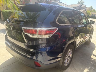 Used 2016 Toyota Highlander Plus
