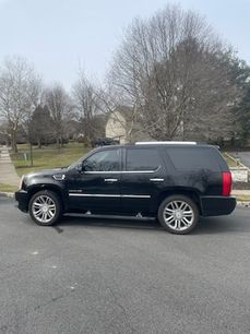 Used 2011 Cadillac Escalade Platinum