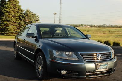 Used 2006 Volkswagen Phaeton V8