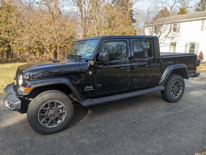 Used 2021 Jeep Gladiator Overland w/ Popular Equipment Package