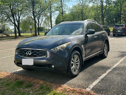 Used 2009 INFINITI FX35 AWD w/ Navigation Pkg