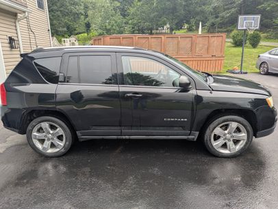 Used 2012 Jeep Compass Limited w/ Sun/Sound Group