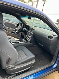 Used 2010 Dodge Challenger SE
