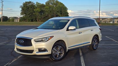 Used 2017 INFINITI QX60 Luxe
