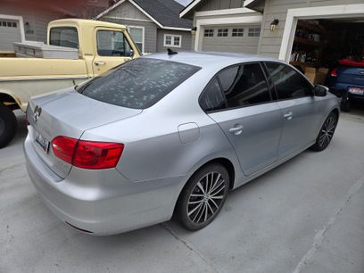 Used 2011 Volkswagen Jetta SE