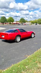 Used 1992 Chevrolet Corvette Coupe