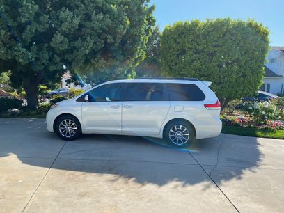 Used 2011 Toyota Sienna Limited