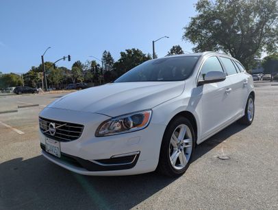 Used 2015 Volvo V60 T5 Platinum