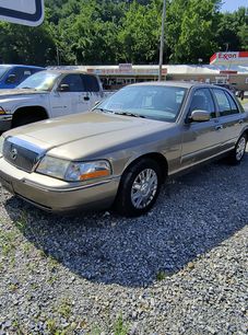 Used 2005 Mercury Grand Marquis GS