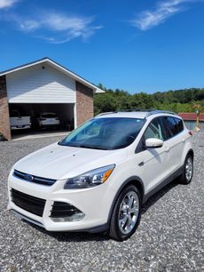 Used 2016 Ford Escape Titanium w/ Equipment Group 301A
