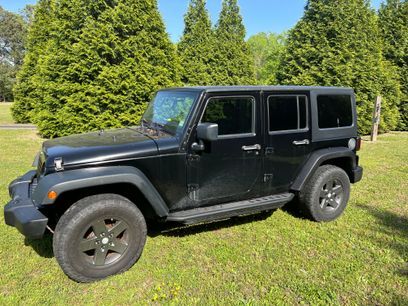 Used 2011 Jeep Wrangler Unlimited Rubicon w/ Call of Duty Group