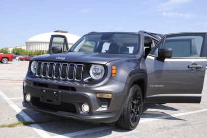 Used 2019 Jeep Renegade Latitude w/ Popular Equipment Group