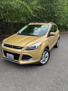 Used 2014 Ford Escape Titanium w/ Equipment Group 401A