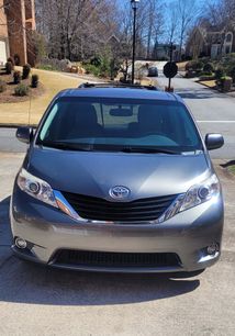 Used 2013 Toyota Sienna LE