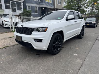 Used 2018 Jeep Grand Cherokee Altitude