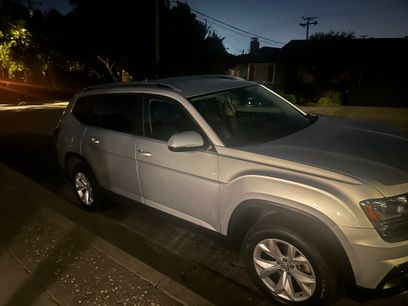 Used 2018 Volkswagen Atlas SE