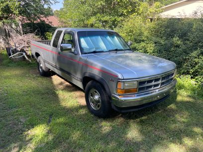 Used 1995 Dodge Dakota 2WD Club Cab