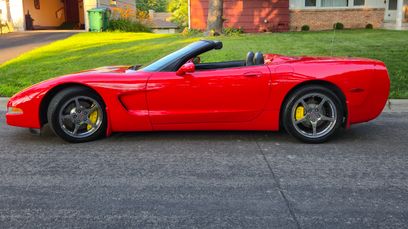 Used 1999 Chevrolet Corvette Coupe w/ Lighting Pkg