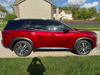 Used 2022 Nissan Pathfinder Platinum w/ Cargo Package