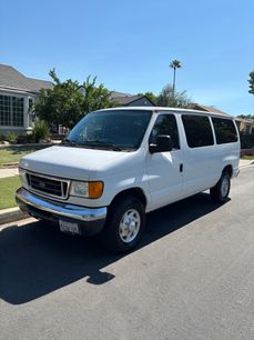 Used 2006 Ford E-350 and Econoline 350 XLT