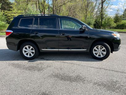 Used 2012 Toyota Highlander SE