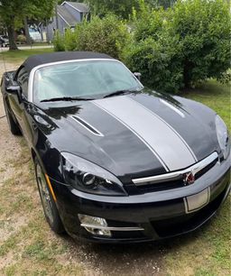 Used 2008 Saturn Sky Carbon Flash w/ Weekend Getaway Package