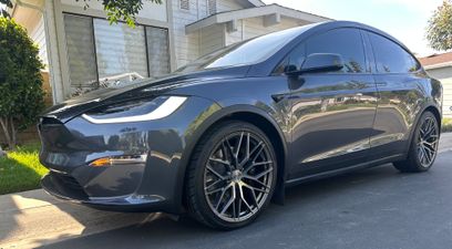 Used 2022 Tesla Model X Plaid