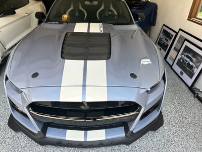 Used 2022 Ford Mustang Shelby GT500 w/ Carbon Fiber Track Pack