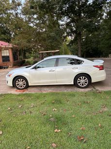 Used 2014 Nissan Altima 2.5 S w/ Sport Value Package