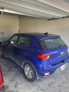 Used 2021 Hyundai Venue SE w/ Cargo Package
