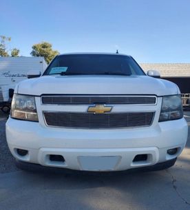 Used 2013 Chevrolet Suburban LS w/ Convenience Package 1