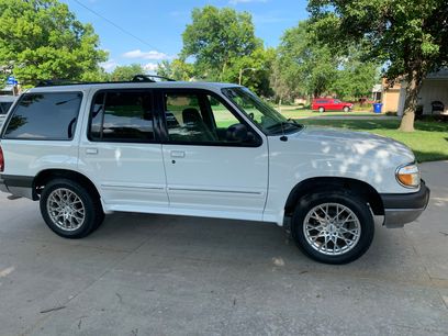 Used 2000 Ford Explorer XLT