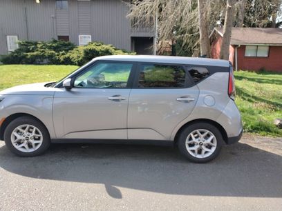 Used 2024 Kia Soul LX w/ Option Group 015