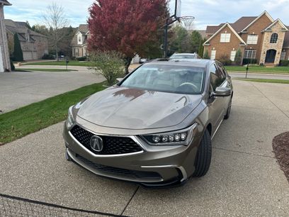 Used 2018 Acura RLX w/ Technology Package