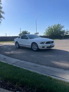 Used 2012 Ford Mustang Coupe w/ Security Pkg