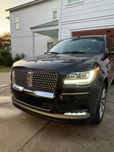 Used 2024 Lincoln Navigator Premiere
