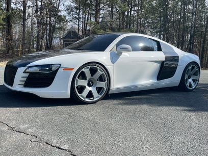 Used 2009 Audi R8 V8