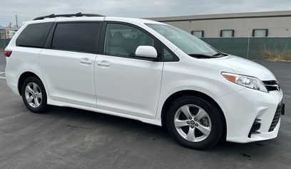 Used 2020 Toyota Sienna LE