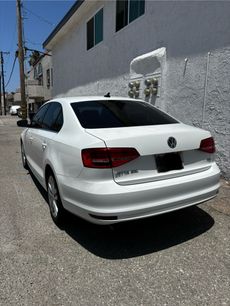 Used 2015 Volkswagen Jetta SEL