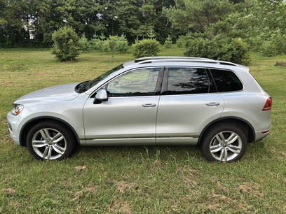Used 2013 Volkswagen Touareg Executive