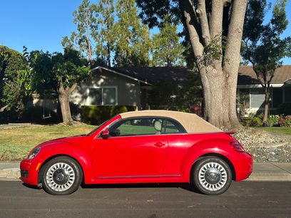 Used 2013 Volkswagen Beetle 2.5