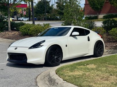 Used 2009 Nissan 370Z Touring w/ Sport Pkg